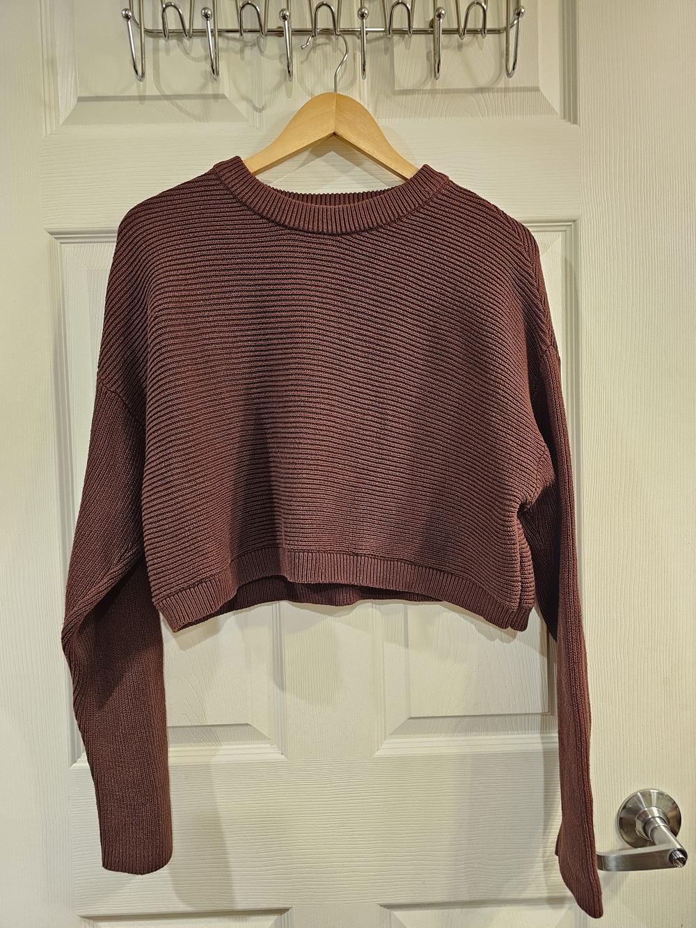Cropped Ribbed Knit Sweater